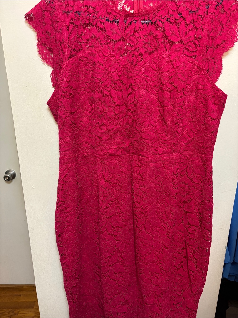 Miusol Fuchsia Lace Cap Sleeve Midi Dress